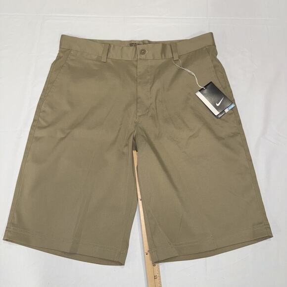 Men’s Nike Golf Tour Performance Khaki Shorts Size: 32 - Picture 2 of 7